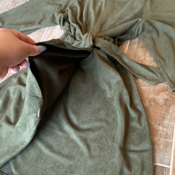 ✨ NWT Romeo & Juliet Suede Tie Front Dress Mini - Picture 7 of 13